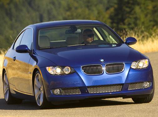 2009 BMW 3 Series Specs & Feature Comparisons | Kelley Blue Book